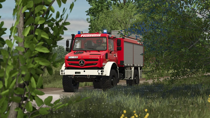 Farming Simulator 25: Emergency Pack 游戏截图 4